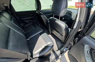 Внедорожник / Кроссовер Ford Maverick 2005 в 