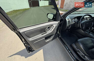 Внедорожник / Кроссовер Ford Maverick 2005 в 