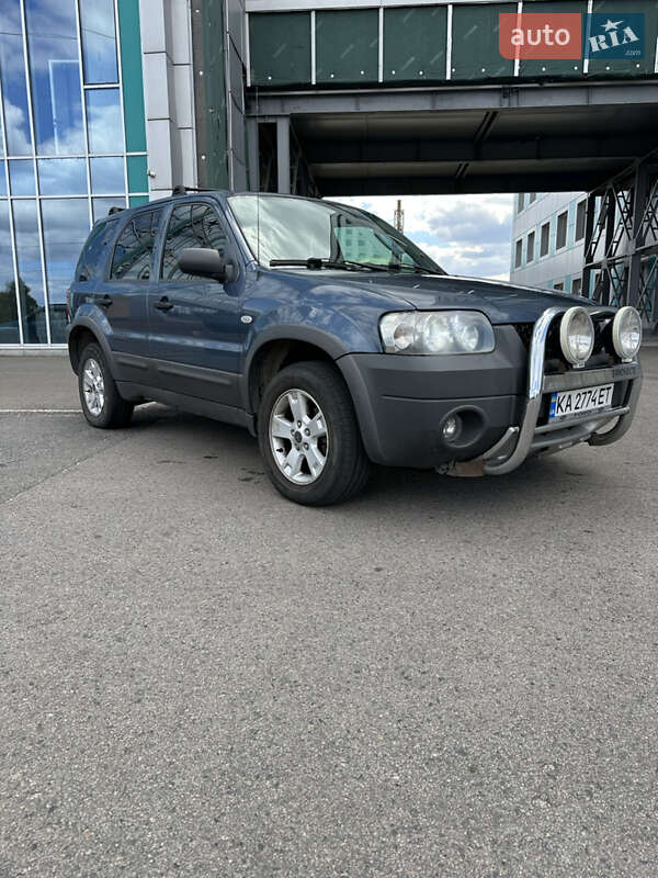 Внедорожник / Кроссовер Ford Maverick 2004 в 