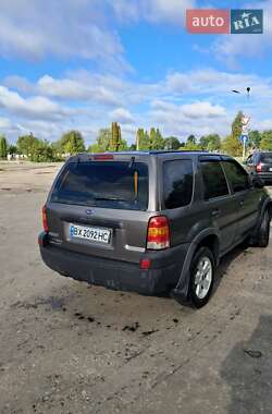 Внедорожник / Кроссовер Ford Maverick 2005 в 