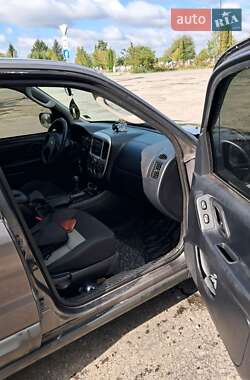 Внедорожник / Кроссовер Ford Maverick 2005 в 