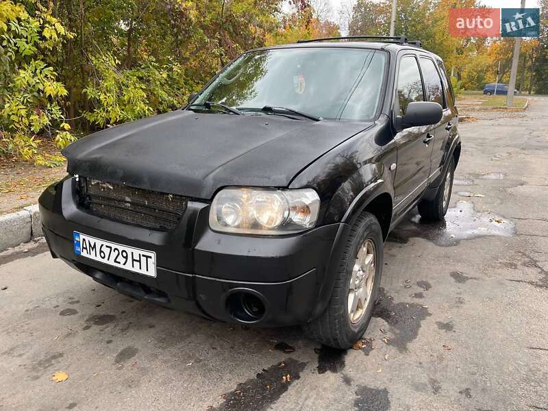 Внедорожник / Кроссовер Ford Maverick 2005 в 