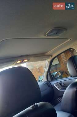 Позашляховик / Кросовер Ford Maverick 2005 в Калуші