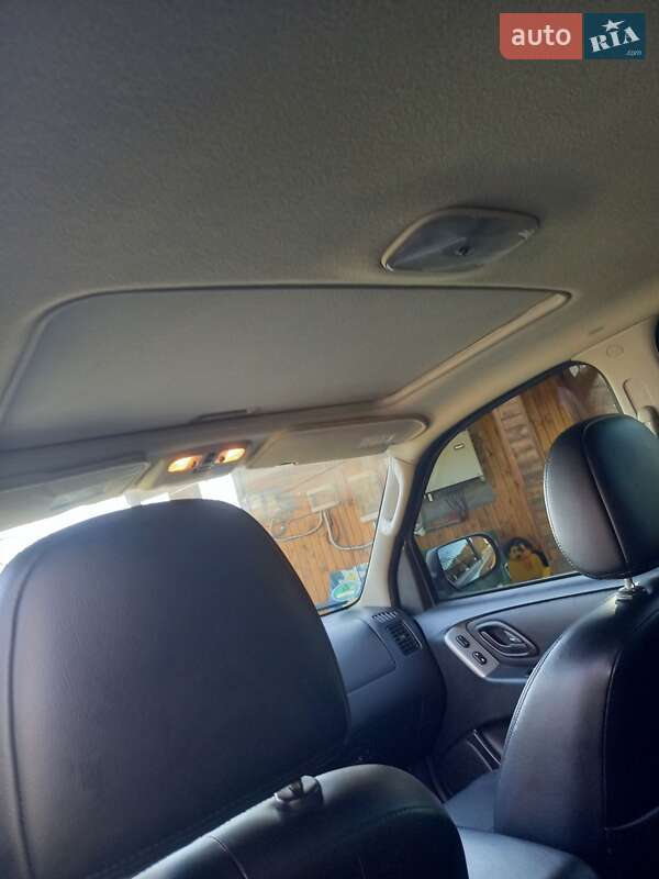 Позашляховик / Кросовер Ford Maverick 2005 в Калуші фото 15 Позашляховик / Кросовер Ford Maverick 2005 в Калуші