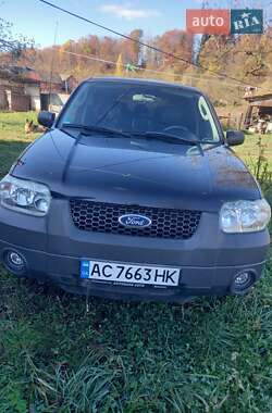 Позашляховик / Кросовер Ford Maverick 2005 в Калуші