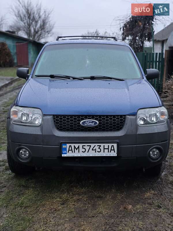 Позашляховик / Кросовер Ford Maverick 2007 в Чуднові