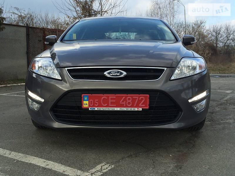 Седан Ford Mondeo 2014 в Киеве