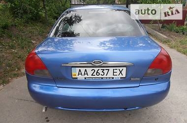 Седан Ford Mondeo 2000 в Городке