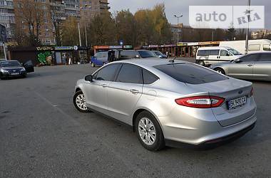 Седан Ford Mondeo 2014 в Ровно