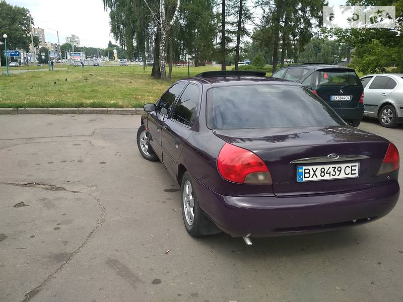 Седан Ford Mondeo 1996 в Хмельницькому