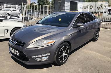 Седан Ford Mondeo 2011 в 
