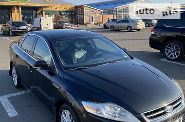 Седан Ford Mondeo 2011 в 