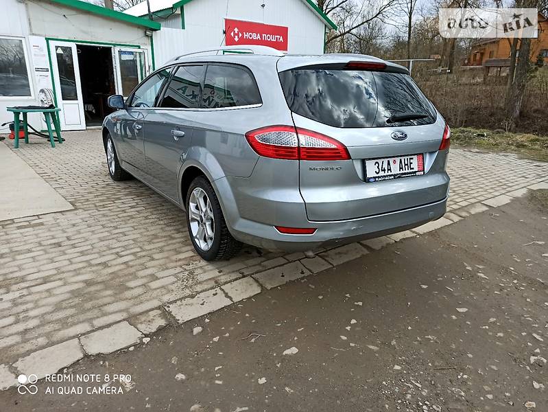 Седан Ford Mondeo 2010 в Дрогобичі