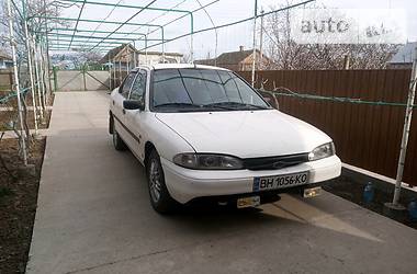 Седан Ford Mondeo 1993 в 