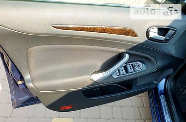 Лифтбек Ford Mondeo 2008 в 
