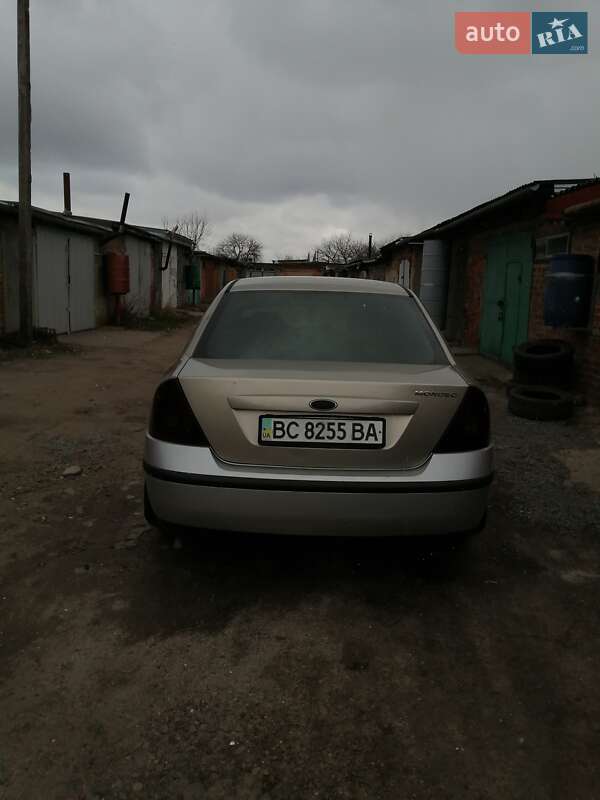 Ford Mondeo 2002