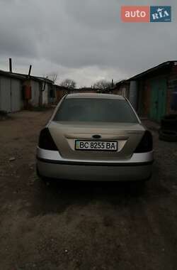 Седан Ford Mondeo 2002 в Сокале