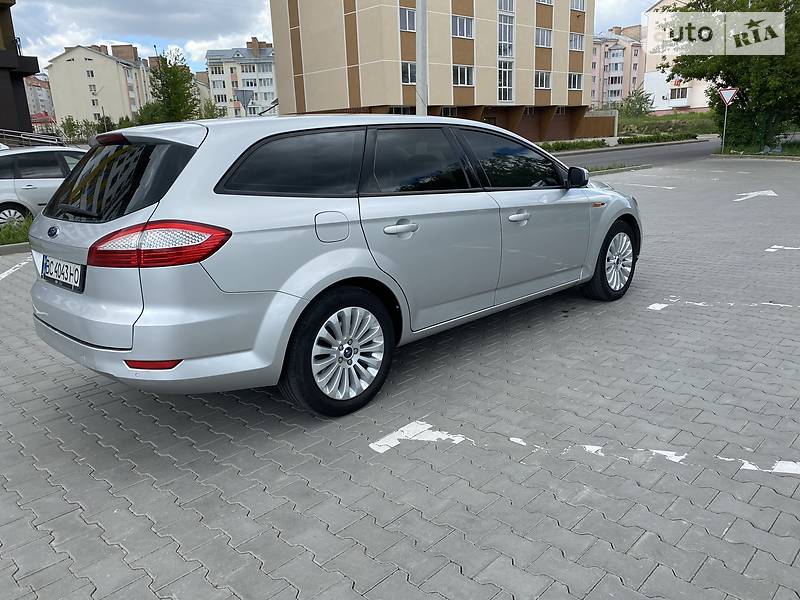 Універсал Ford Mondeo 2010 в Луцьку