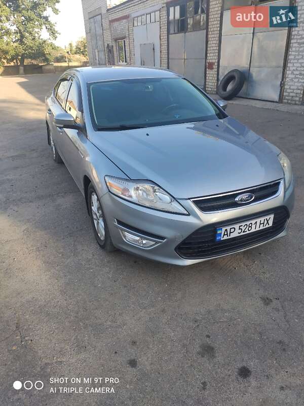 Седан Ford Mondeo 2011 в Киеве