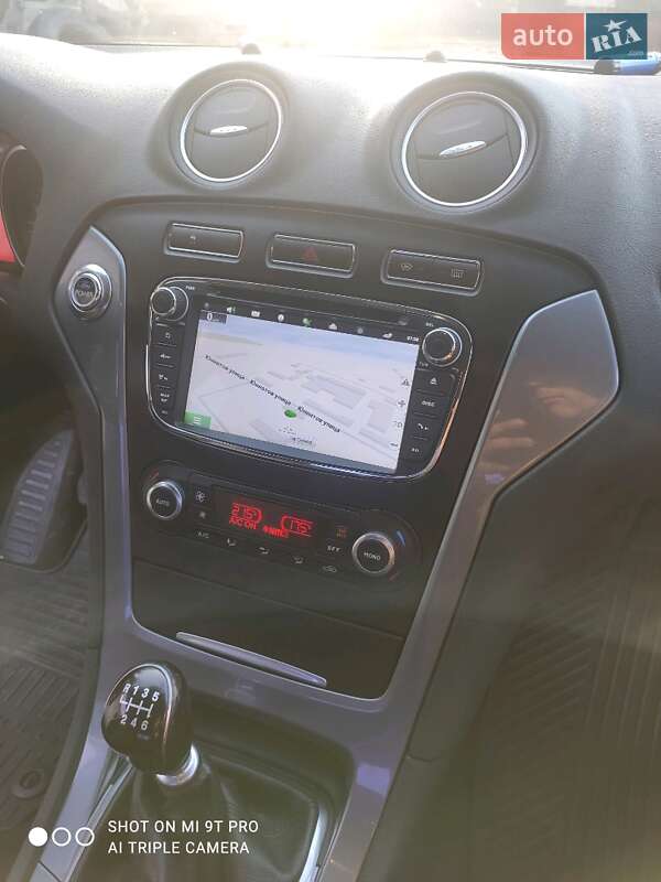 Седан Ford Mondeo 2011 в Киеве