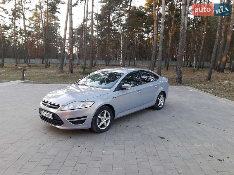 Седан Ford Mondeo 2010 в Львове