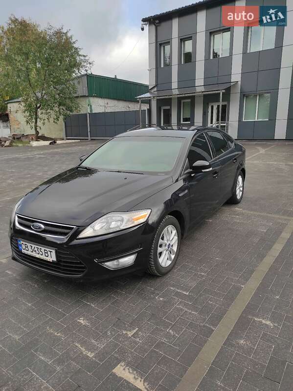Лифтбек Ford Mondeo 2011 в Чернигове
