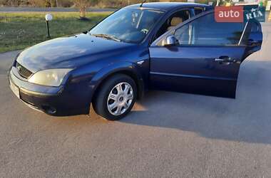 Хетчбек Ford Mondeo 2002 в 