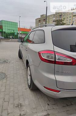 Универсал Ford Mondeo 2011 в Ровно