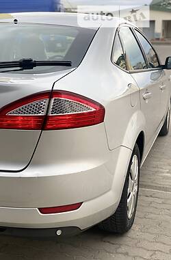 Седан Ford Mondeo 2009 в Жидачове