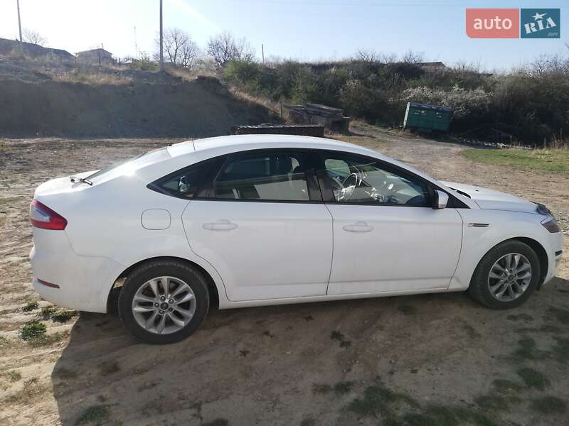 Седан Ford Mondeo 2011 в Кам'янець-Подільському
