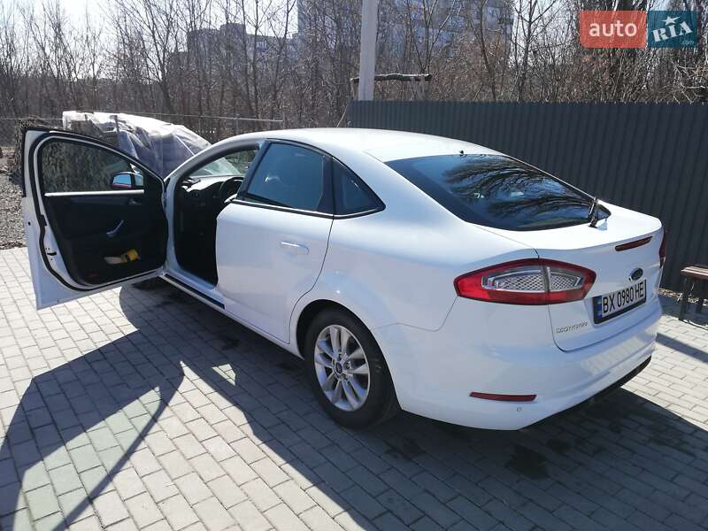 Седан Ford Mondeo 2011 в Кам'янець-Подільському