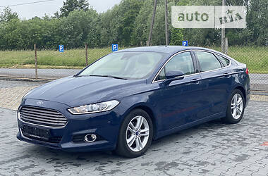 Седан Ford Mondeo 2015 в Луцке