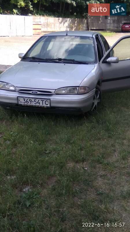 Хетчбек Ford Mondeo 1994 в Львові