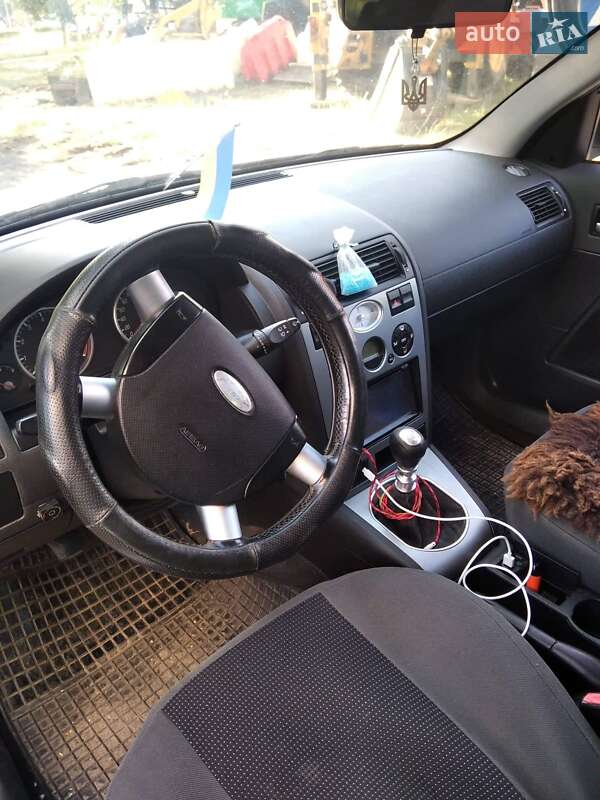 Універсал Ford Mondeo 2001 в Києві