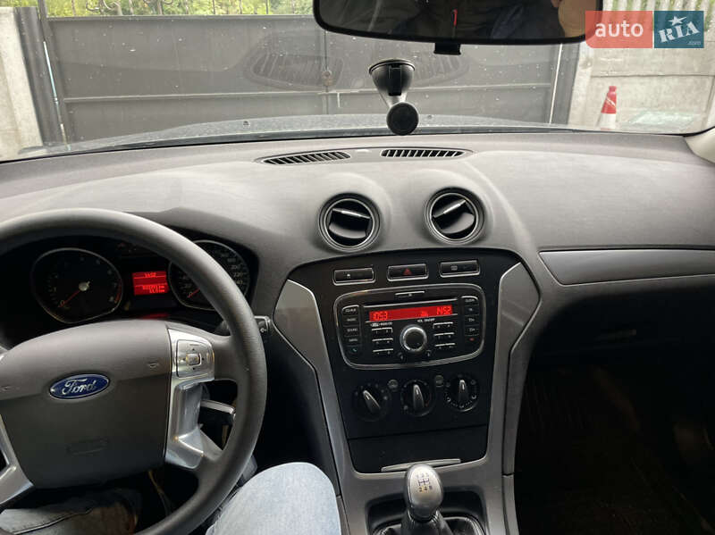 Седан Ford Mondeo 2012 в Білій Церкві