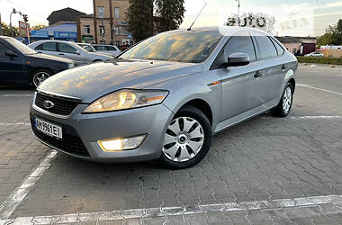 Лифтбек Ford Mondeo 2010 в 