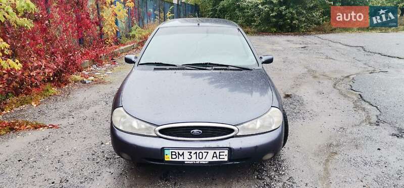 Ліфтбек Ford Mondeo 1996 в Сумах