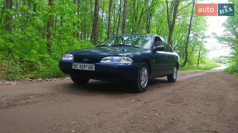 Ford Mondeo 1994 VIN WF0FXXGBBFRL77045 фото оголошення 10 з 47