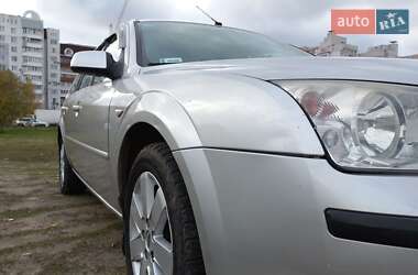 Универсал Ford Mondeo 2004 в 