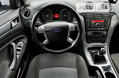 Лифтбек Ford Mondeo 2013 в Николаеве