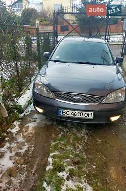 Хэтчбек Ford Mondeo 2005 в 