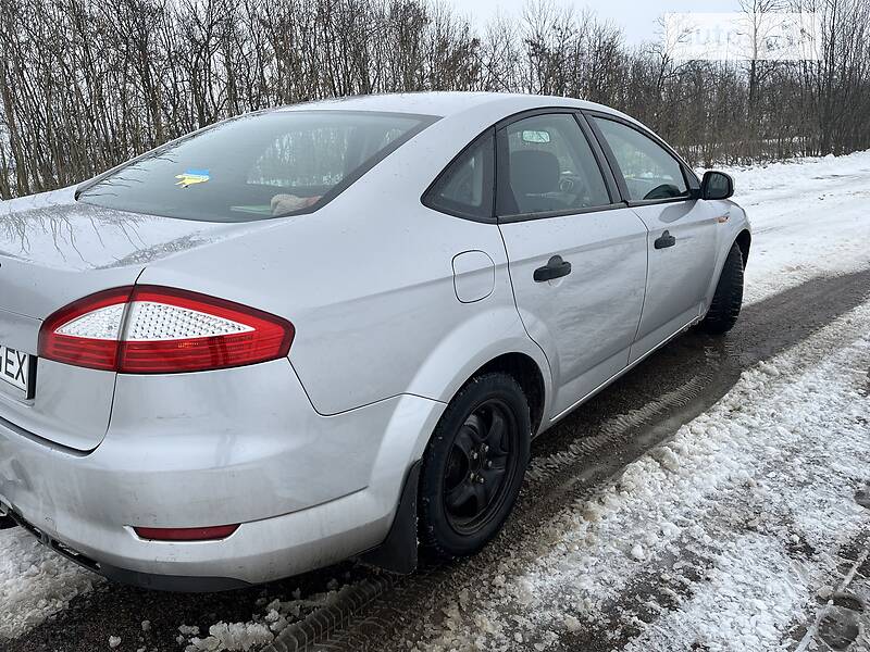 Седан Ford Mondeo 2007 в Малій Висці