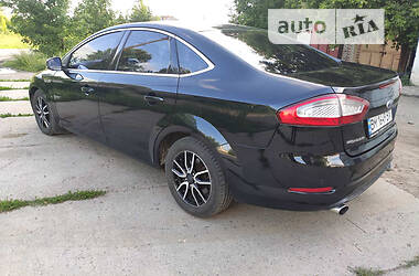 Седан Ford Mondeo 2010 в Кролевце