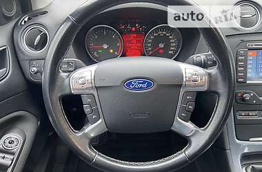 Универсал Ford Mondeo 2011 в 