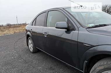 Лифтбек Ford Mondeo 2006 в Нововолынске