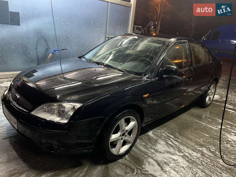 Седан Ford Mondeo 2002 в Ровно