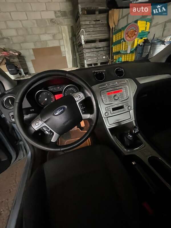 Лифтбек Ford Mondeo 2007 в Сокирянах