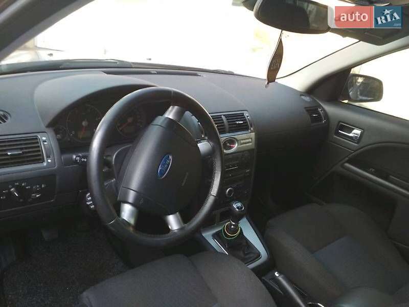 Ліфтбек Ford Mondeo 2005 в Камені-Каширському