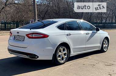Лифтбек Ford Mondeo 2016 в 