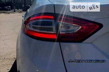 Лифтбек Ford Mondeo 2016 в 